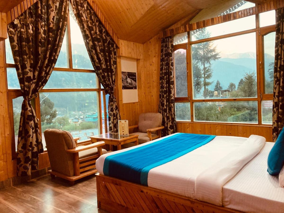 Woods Villa- A Luxury Mountains View Cottages Manali  Bagian luar foto